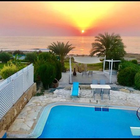 34 Beach Villa Paphos 外观 照片