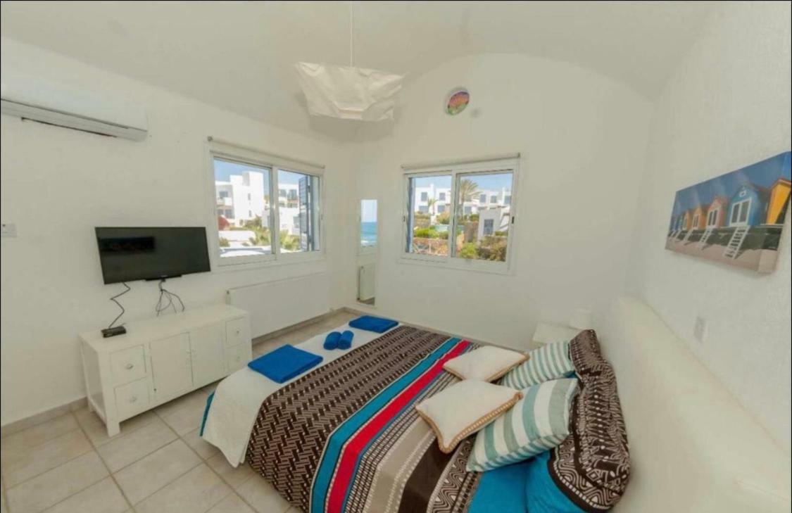 34 Beach Villa Paphos 外观 照片